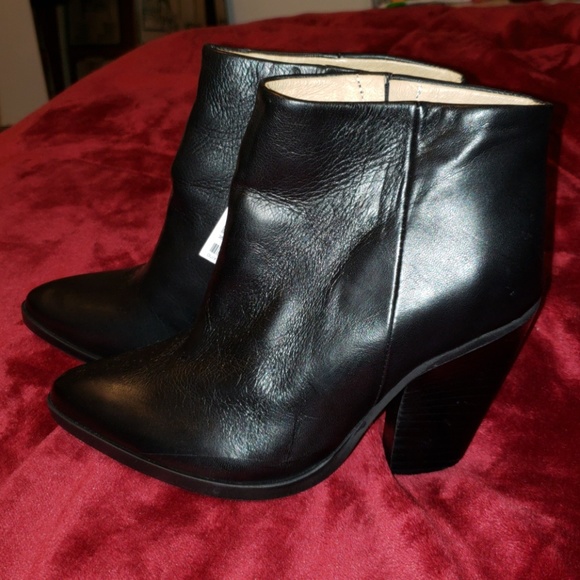 Brand new, with tags attached, black H&M booties - Picture 7 of 7